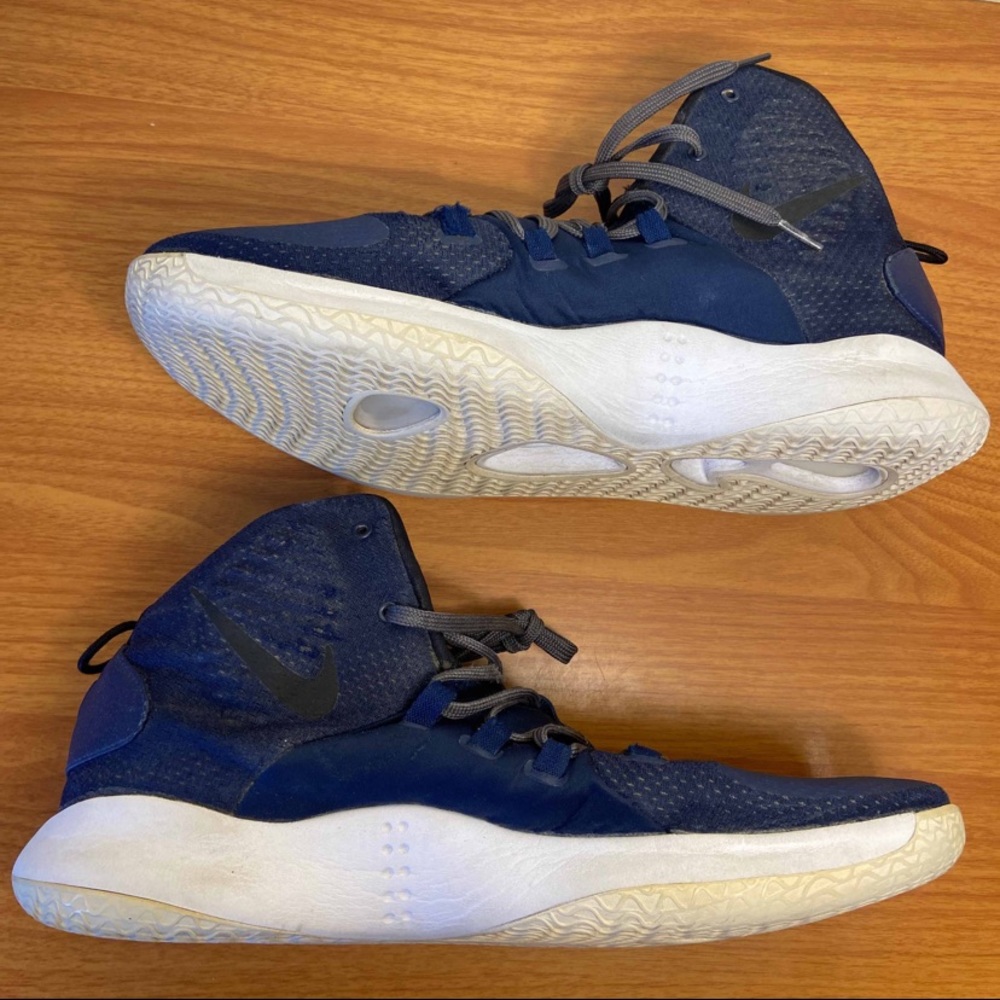 Nike Hyperdunk - image 3